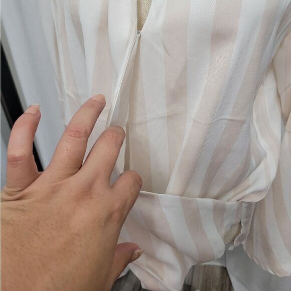 HYFVE striped wrap blouse Sz M Tan - Picture 13 of 13